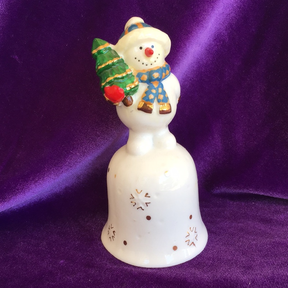 Decorative Porcelain Snowman Dinner Bell